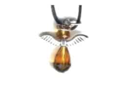Colgante ángel de la fortuna con cristal ámbar y cordón