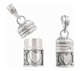 Colgante cofre de los deseos con corazón de 17 mm en plata de ley, abierto y cerrado