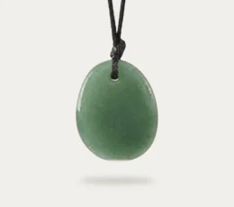 Colgante horóscopo Virgo de cuarzo verde con cordón de cuero