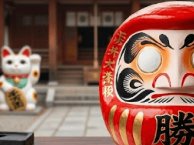 banner daruma amuleto japones